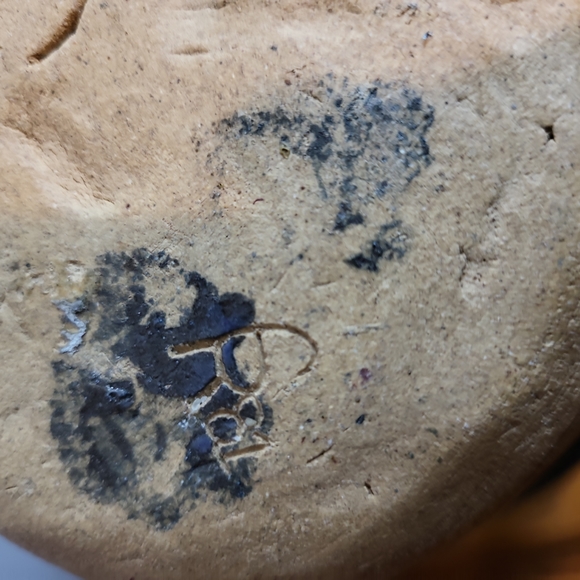 Vintage Studio Pottery Signed Sgraffito Vase - Picture 8 of 12